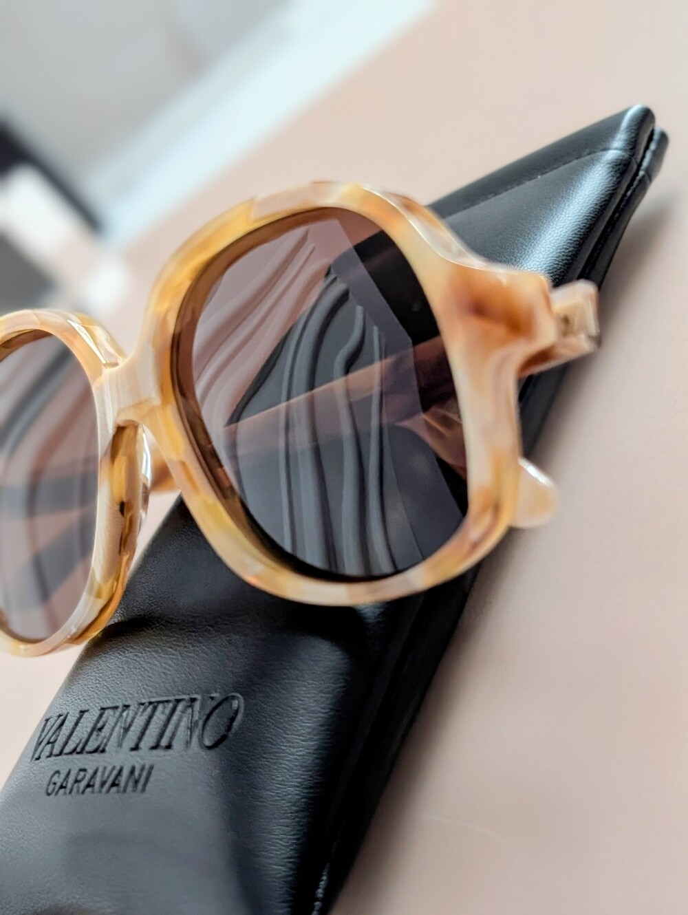 NWT Valentino Garavani Polarized Marble Brown Sunglasses Made in Italy - Picture 12 of 14